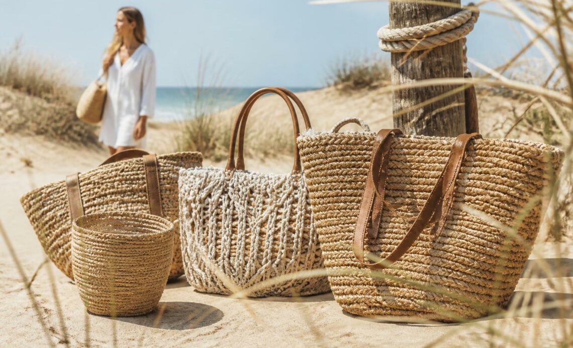 découvrez les tendances incontournables des sacs de plage grand format tissés main à adopter cette saison pour un style estival chic et naturel.