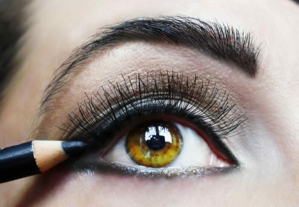 eye liner crayon