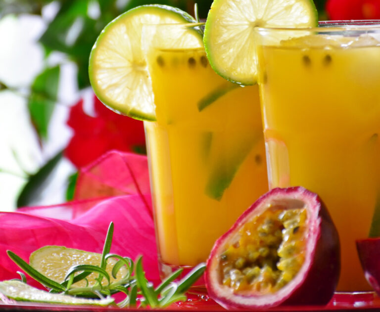 Une femme enceinte peut boire du jus de fruit de la passion frais